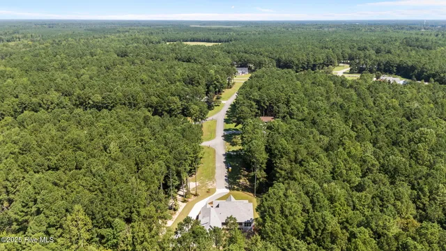 $739,900 | 203 Wild Cherry Lane, Minnesott Beach, NC 28510