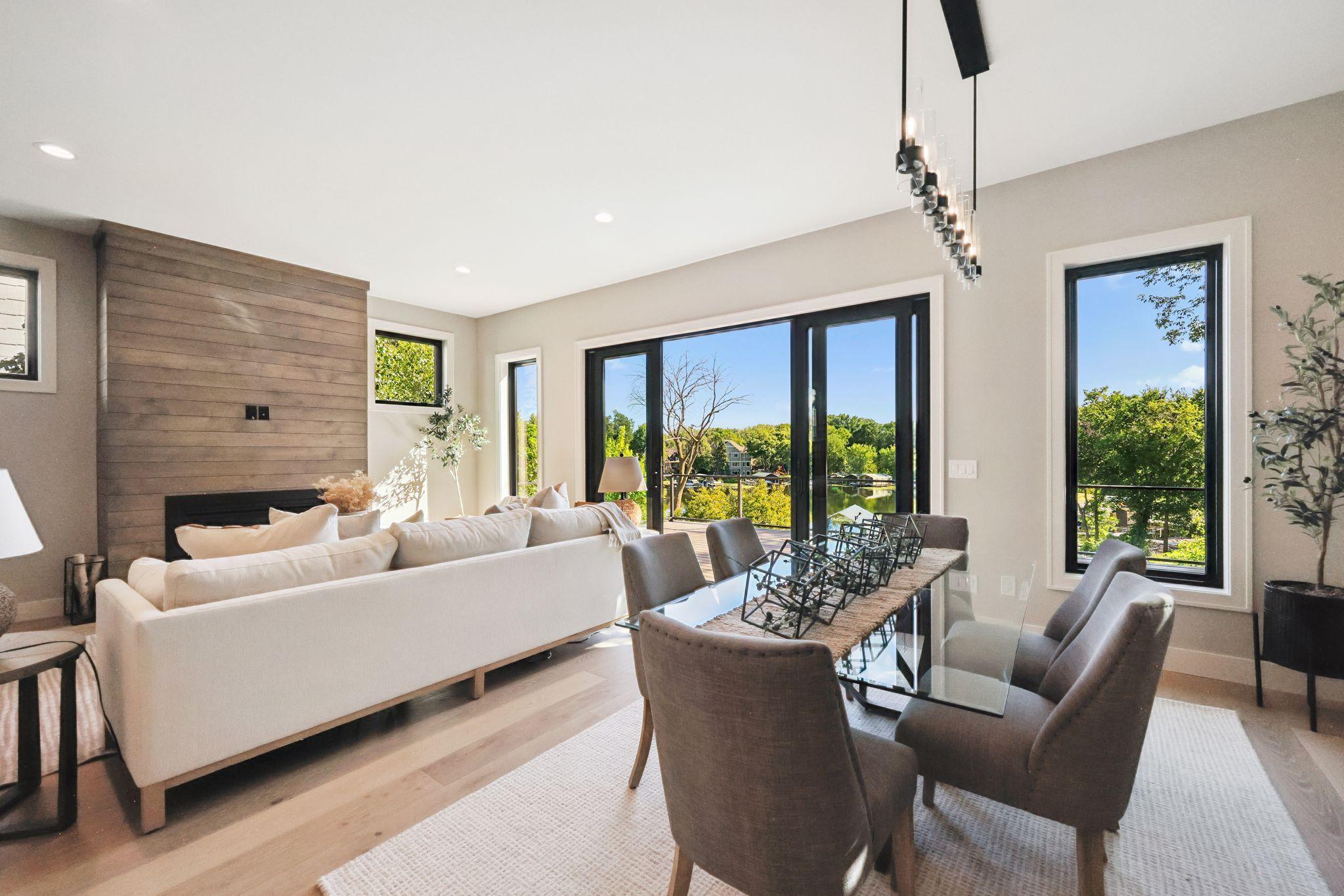 3061 Lake Shore Boulevard Minnetonka, MN 55391 - Photo 11 of 92