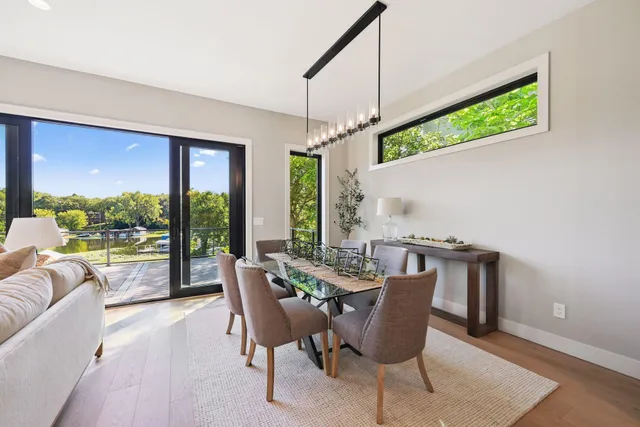 $3,495,000 | 3061 Lake Shore Boulevard, Minnetonka, MN 55391