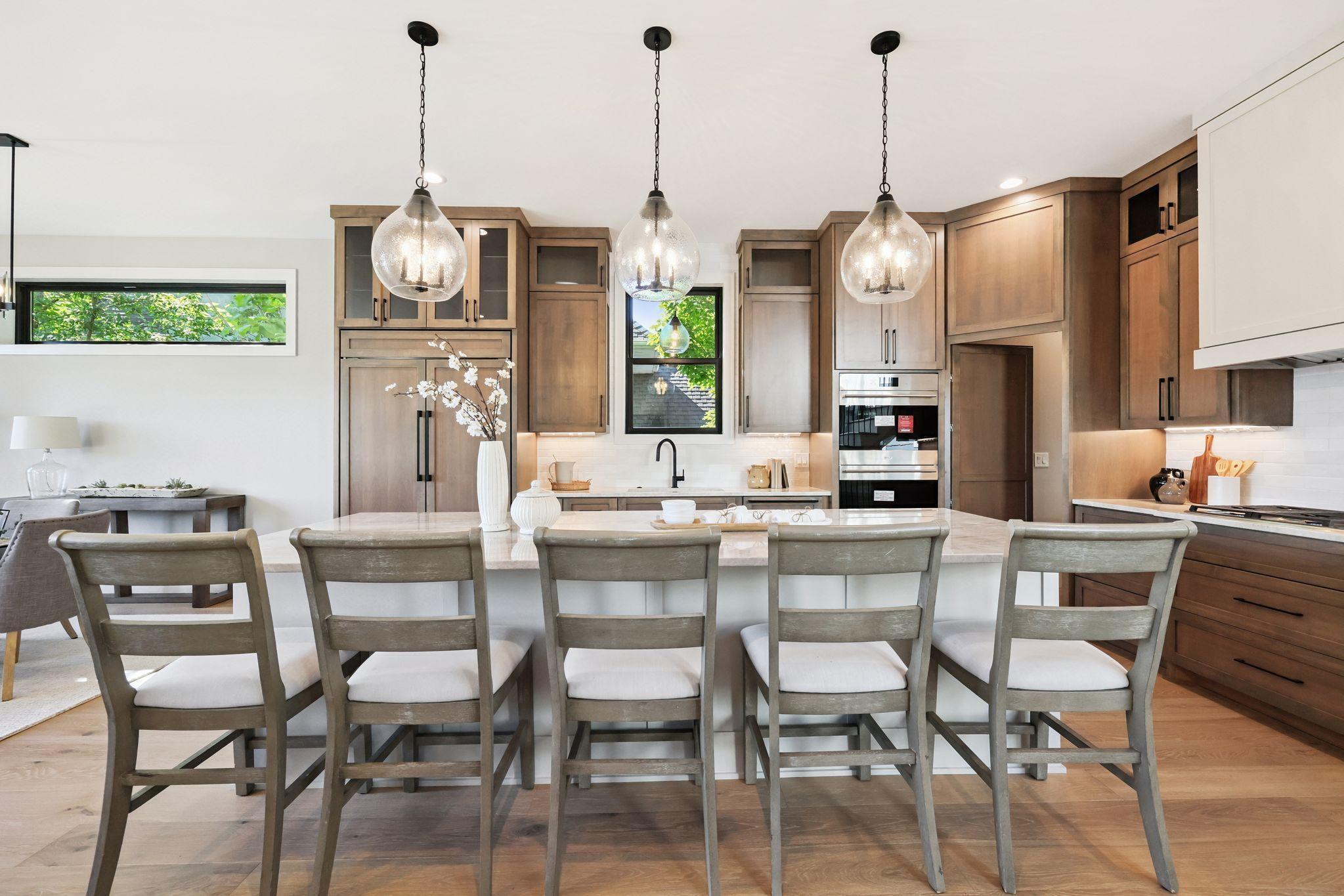 3061 Lake Shore Boulevard Minnetonka, MN 55391 - Photo 17 of 92