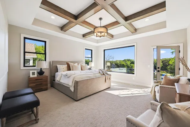 $3,495,000 | 3061 Lake Shore Boulevard, Minnetonka, MN 55391