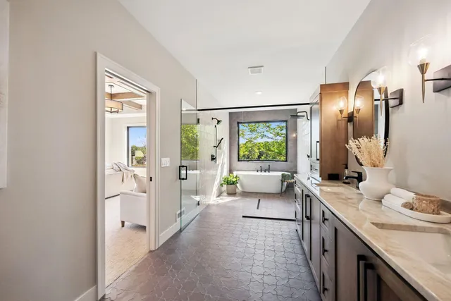 $3,495,000 | 3061 Lake Shore Boulevard, Minnetonka, MN 55391