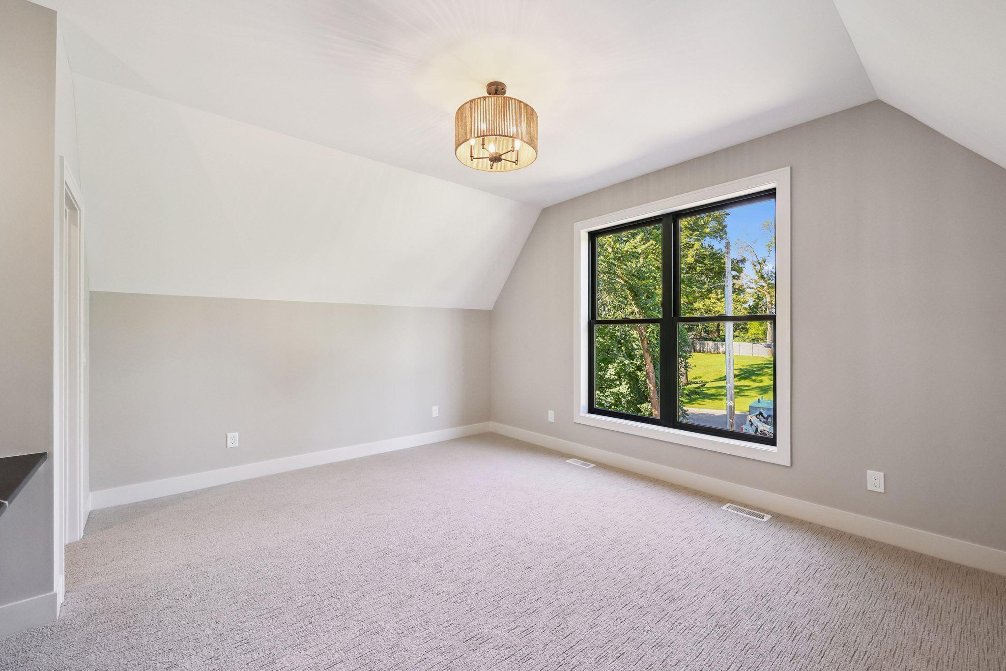 3061 Lake Shore Boulevard Minnetonka, MN 55391 - Photo 34 of 92