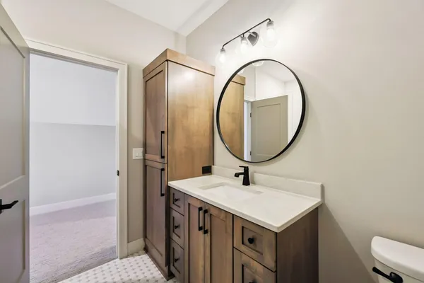 $3,395,000 | 3061 Lake Shore Boulevard, Minnetonka, MN 55391