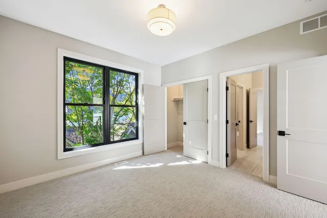 $3,495,000 | 3061 Lake Shore Boulevard, Minnetonka, MN 55391