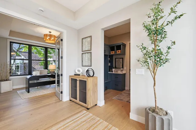 $3,495,000 | 3061 Lake Shore Boulevard, Minnetonka, MN 55391