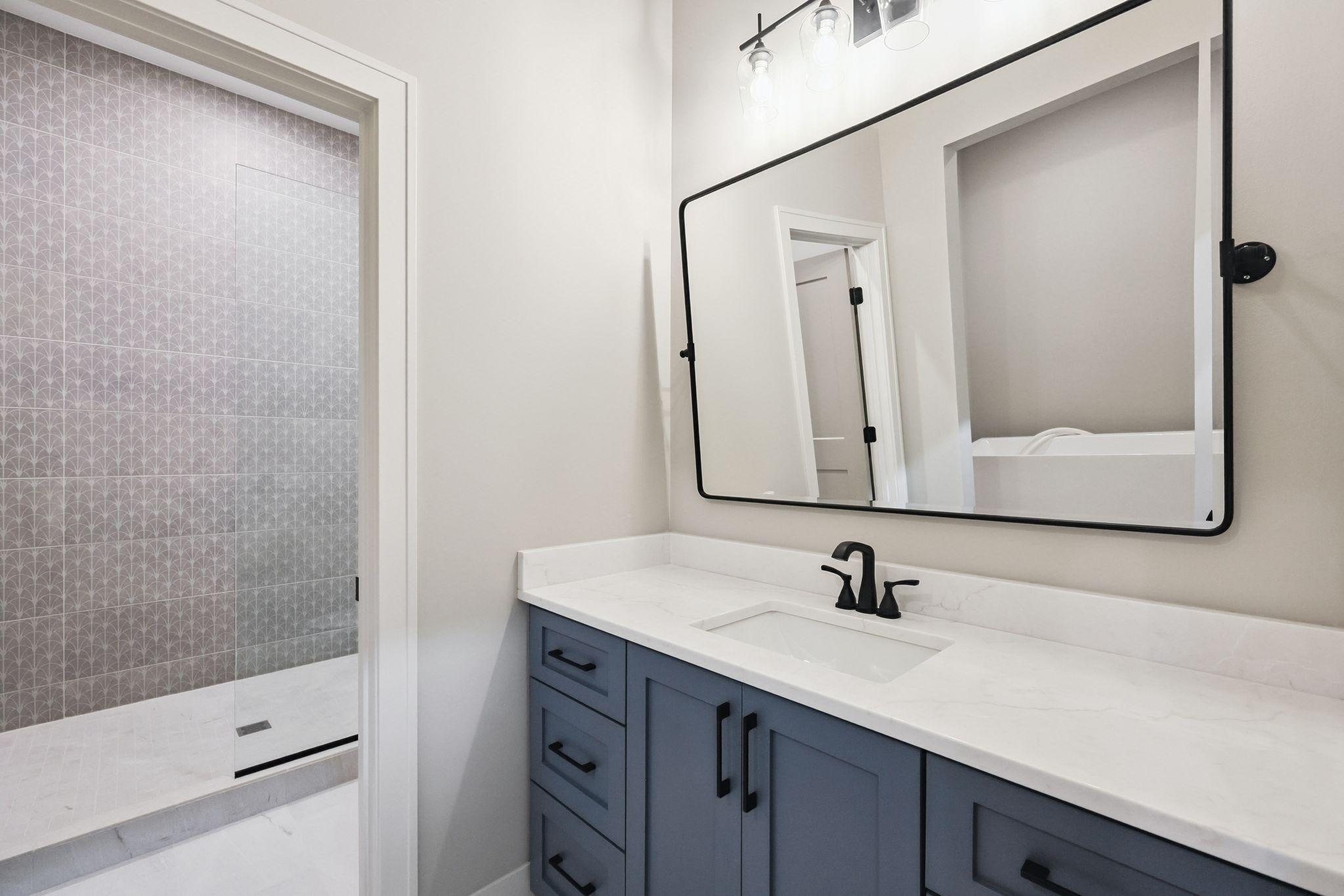 3061 Lake Shore Boulevard Minnetonka, MN 55391 - Photo 57 of 92