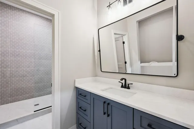 $3,495,000 | 3061 Lake Shore Boulevard, Minnetonka, MN 55391