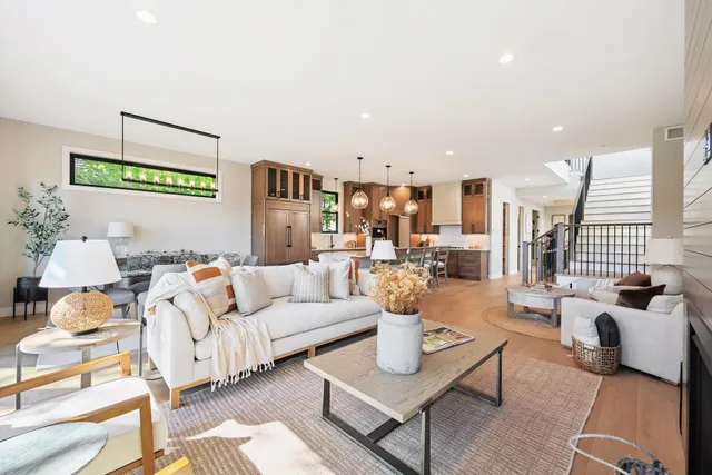 $3,495,000 | 3061 Lake Shore Boulevard, Minnetonka, MN 55391