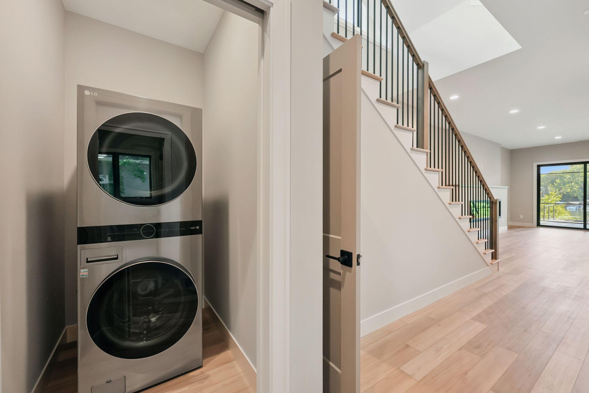 3061 Lake Shore Boulevard Minnetonka, MN 55391 - Photo 61 of 92