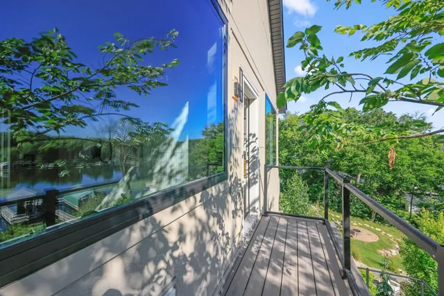 $3,495,000 | 3061 Lake Shore Boulevard, Minnetonka, MN 55391