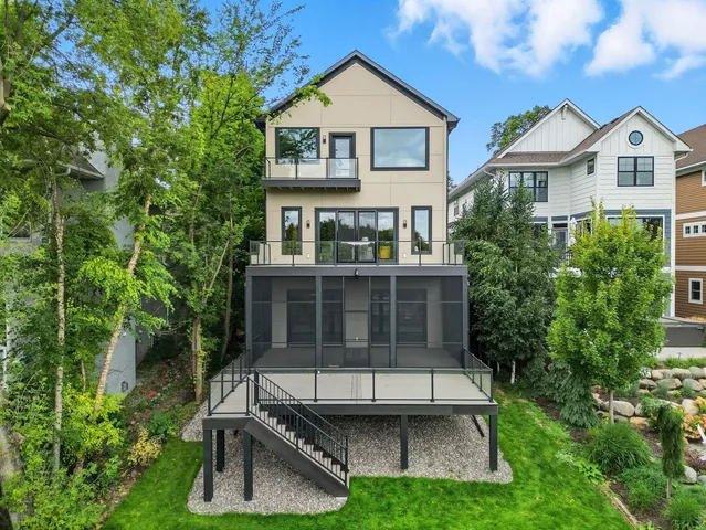 $3,495,000 | 3061 Lake Shore Boulevard, Minnetonka, MN 55391