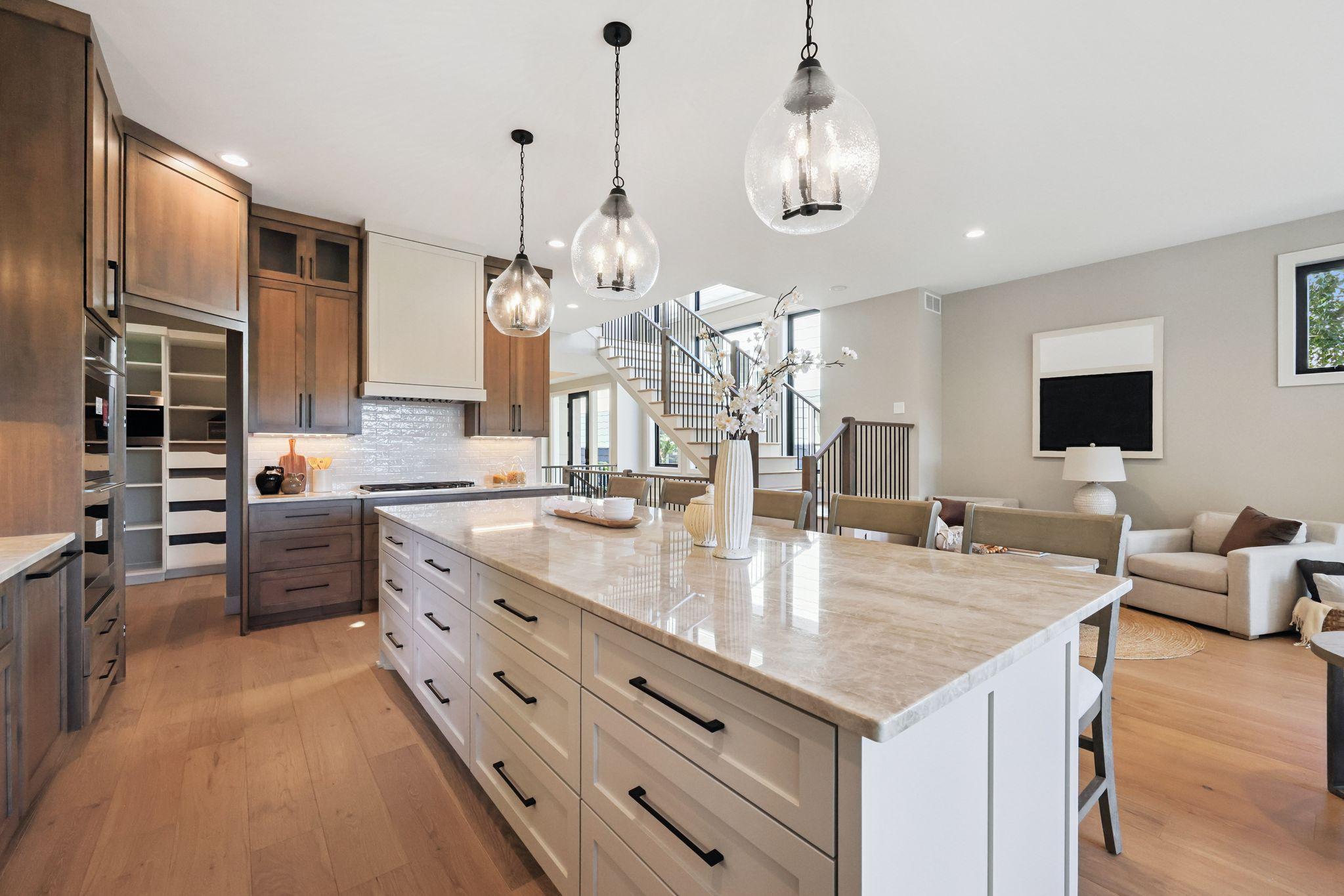 3061 Lake Shore Boulevard Minnetonka, MN 55391 - Photo 9 of 92