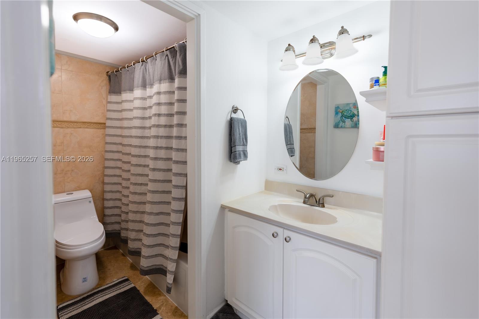 17011 North Bay Road, Unit 906 Sunny Isles Beach, FL 33160 - Photo 11 of 56