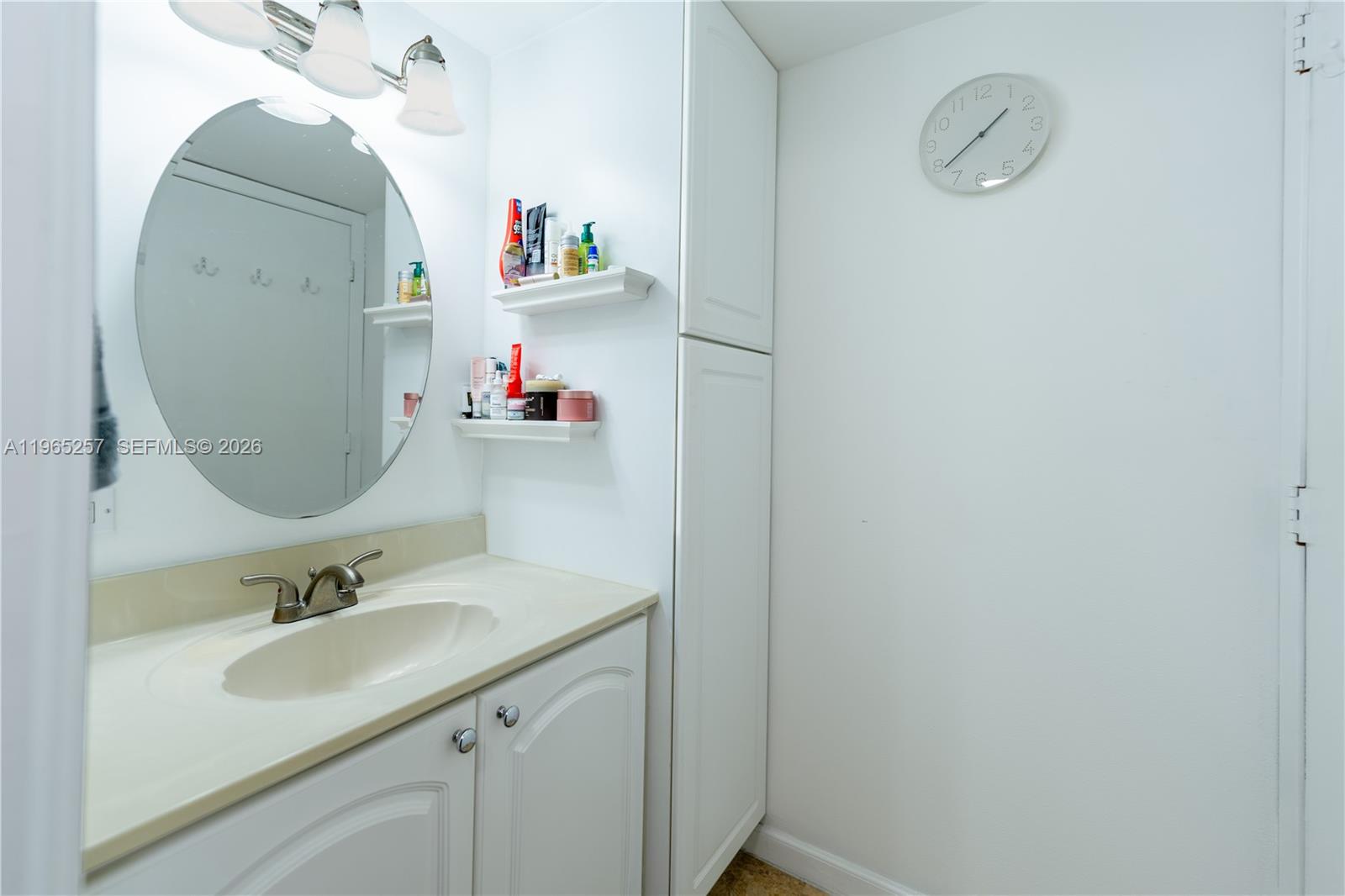 17011 North Bay Road, Unit 906 Sunny Isles Beach, FL 33160 - Photo 12 of 56