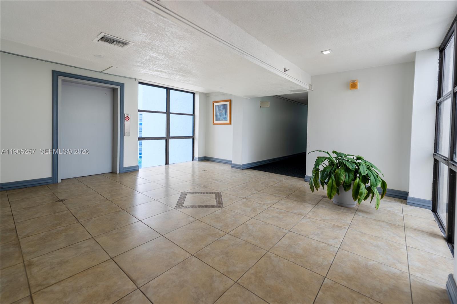 17011 North Bay Road, Unit 906 Sunny Isles Beach, FL 33160 - Photo 31 of 56