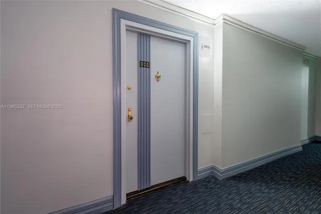 $2,500 | 17011 North Bay Road, Unit 906, Sunny Isles Beach, FL 33160