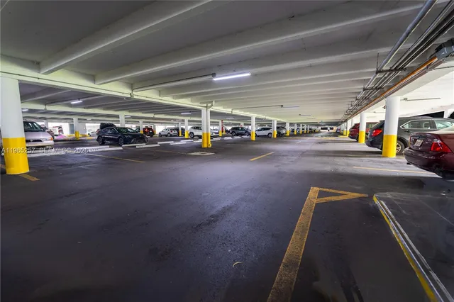 $2,500 | 17011 North Bay Road, Unit 906, Sunny Isles Beach, FL 33160