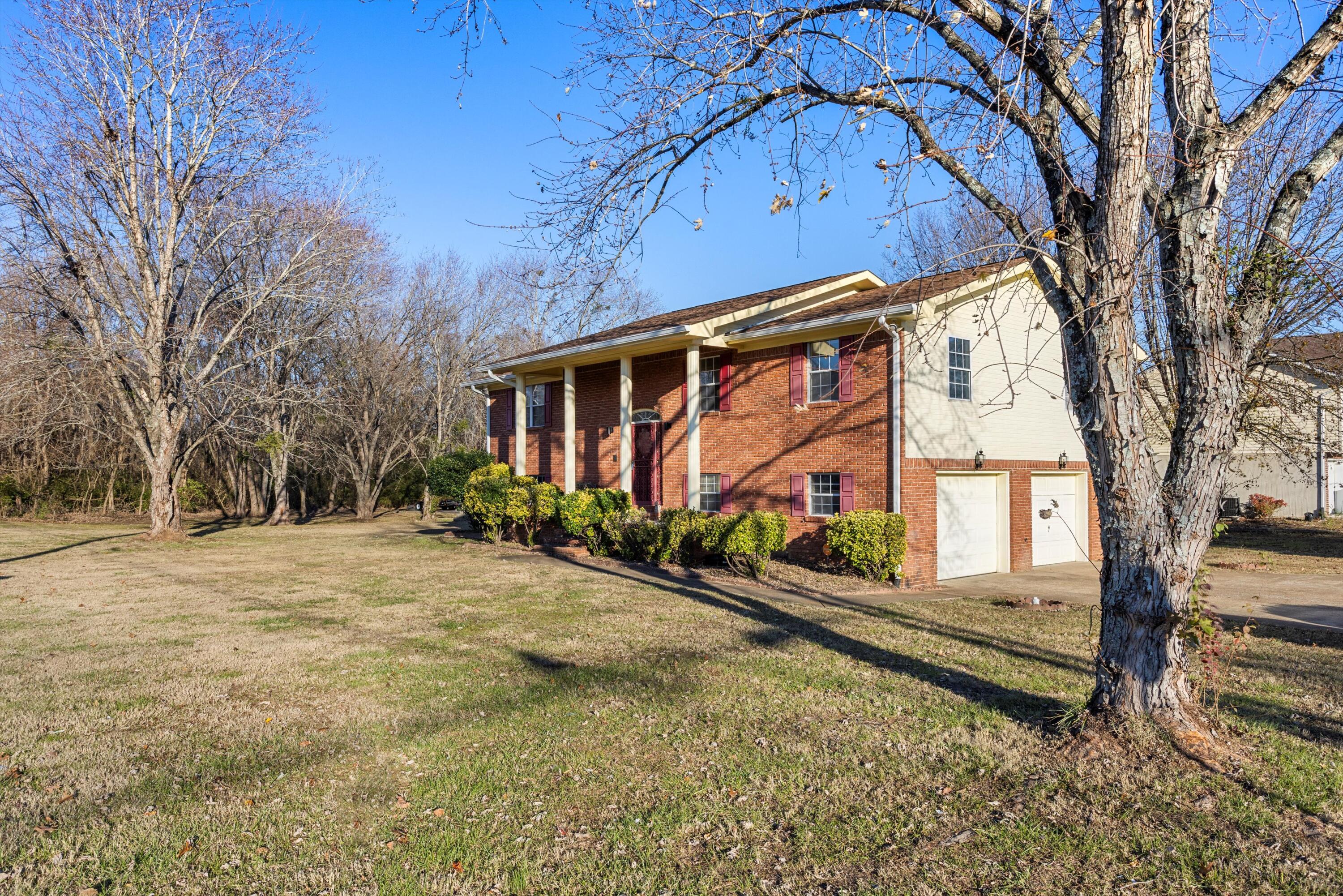 4601 Shawhan Road Chattanooga, TN 37411 - Photo 3 of 35 03-2M6A0489