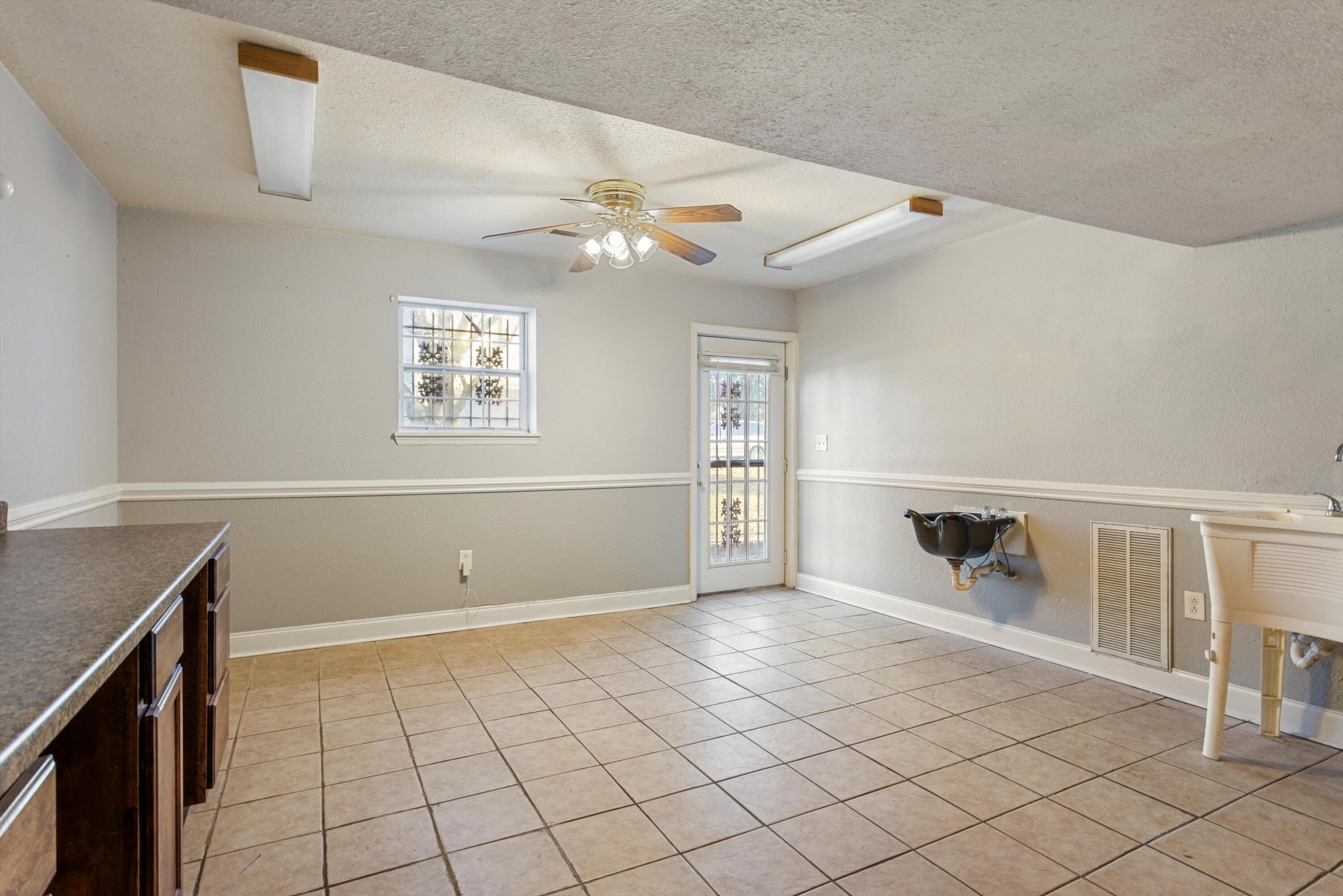 4601 Shawhan Road Chattanooga, TN 37411 - Photo 31 of 35 31-2M6A0580