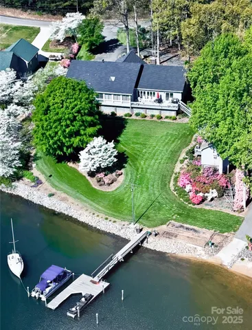 $1,485,000 | 214 Lakeview Shores Loop, Mooresville, NC 28117