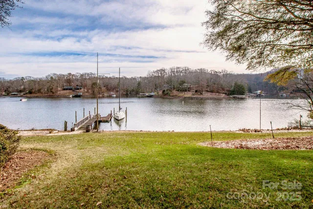 $1,485,000 | 214 Lakeview Shores Loop, Mooresville, NC 28117