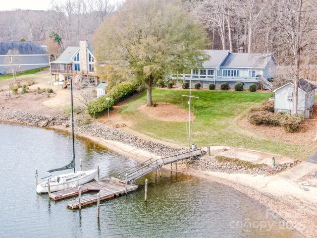 $1,485,000 | 214 Lakeview Shores Loop, Mooresville, NC 28117