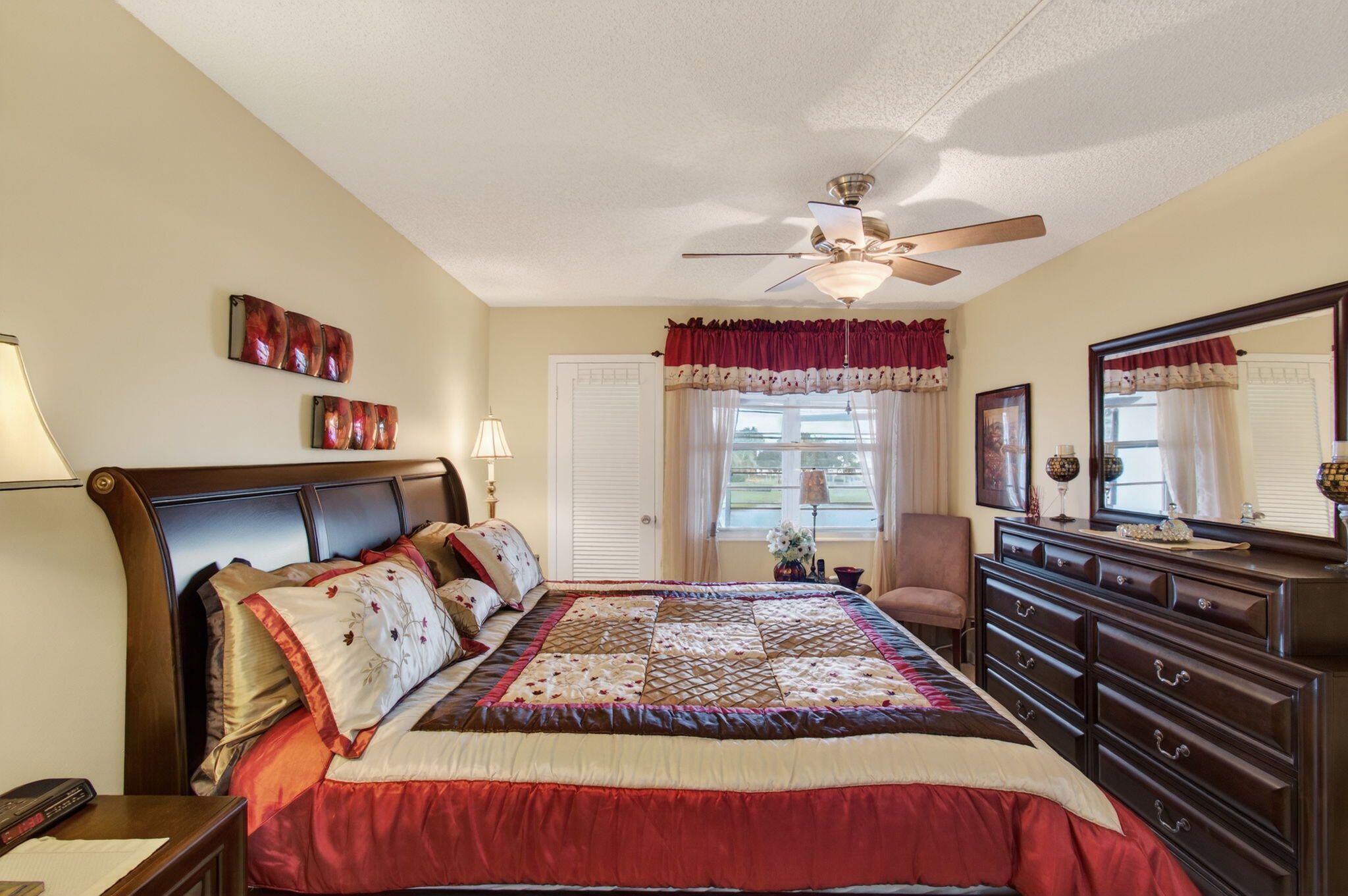 4082 Wolverton East Boca Raton, FL 33434 - Photo 20 of 93 26-web-or-mls-DSC_9599