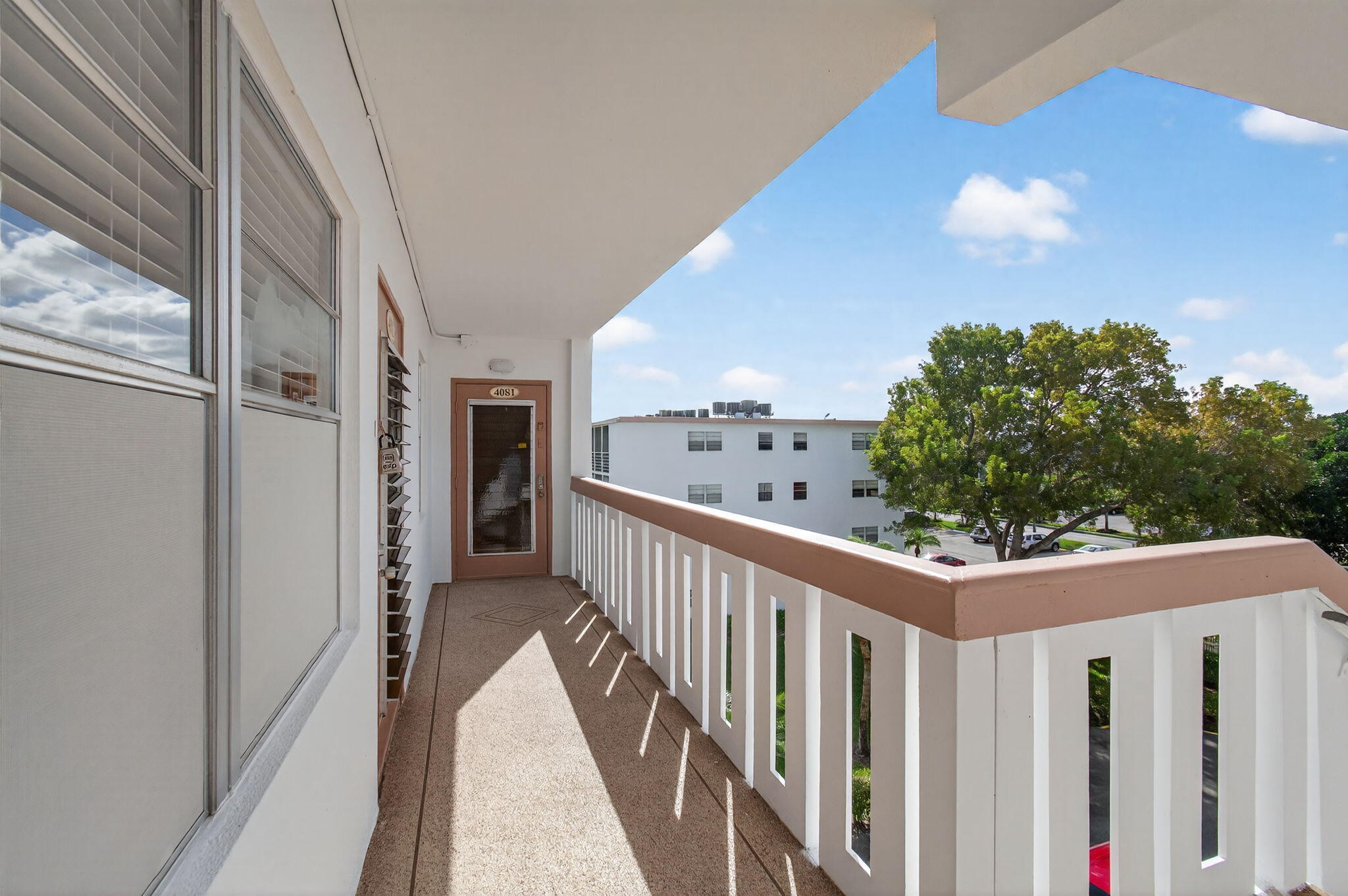 4082 Wolverton East Boca Raton, FL 33434 - Photo 3 of 93 6-web-or-mls-DSC_9439