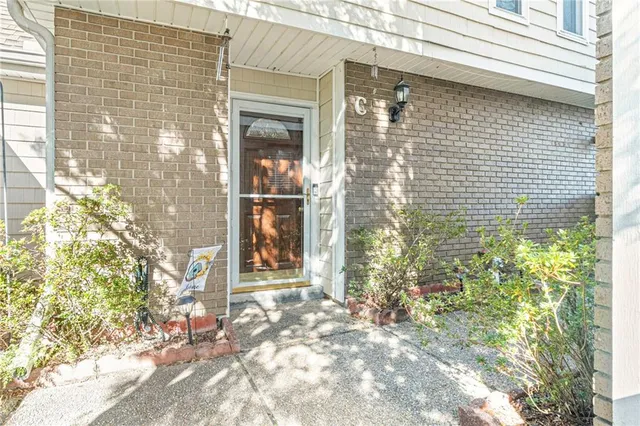 $160,000 | 7 Brandon Hall Drive, Unit C, Destrehan, LA 70047