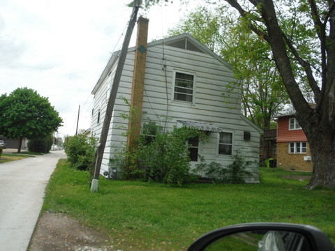 405 South 4th Street Fairbury, IL 61739 - Photo 2 of 16