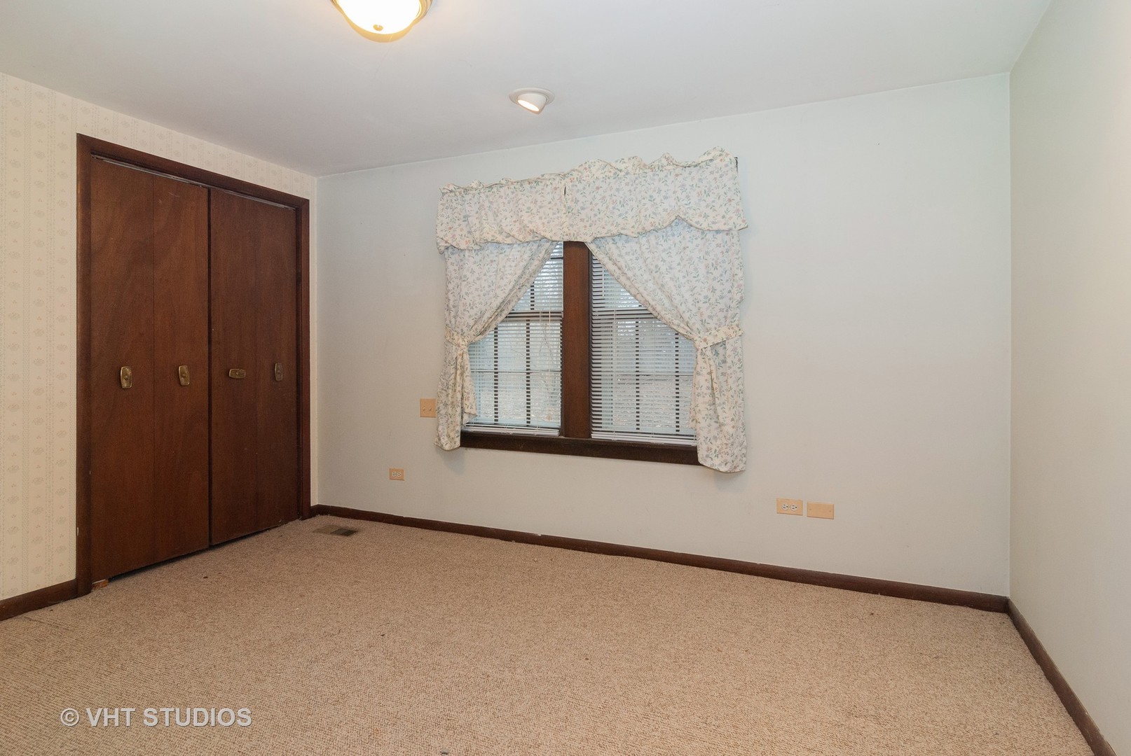 29W140 Batavia Road Warrenville, IL 60555 - Photo 34 of 36 Gallery Image 34
