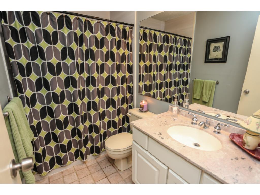 5 Bernards Road, Unit 7 Merrimack, NH 03054 - Photo 12 of 23