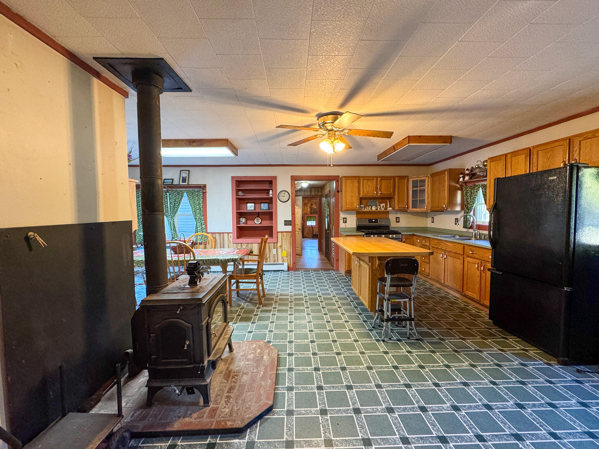 397 West Old Main Road Lowell, ME 04493 - Photo 17 of 33 18