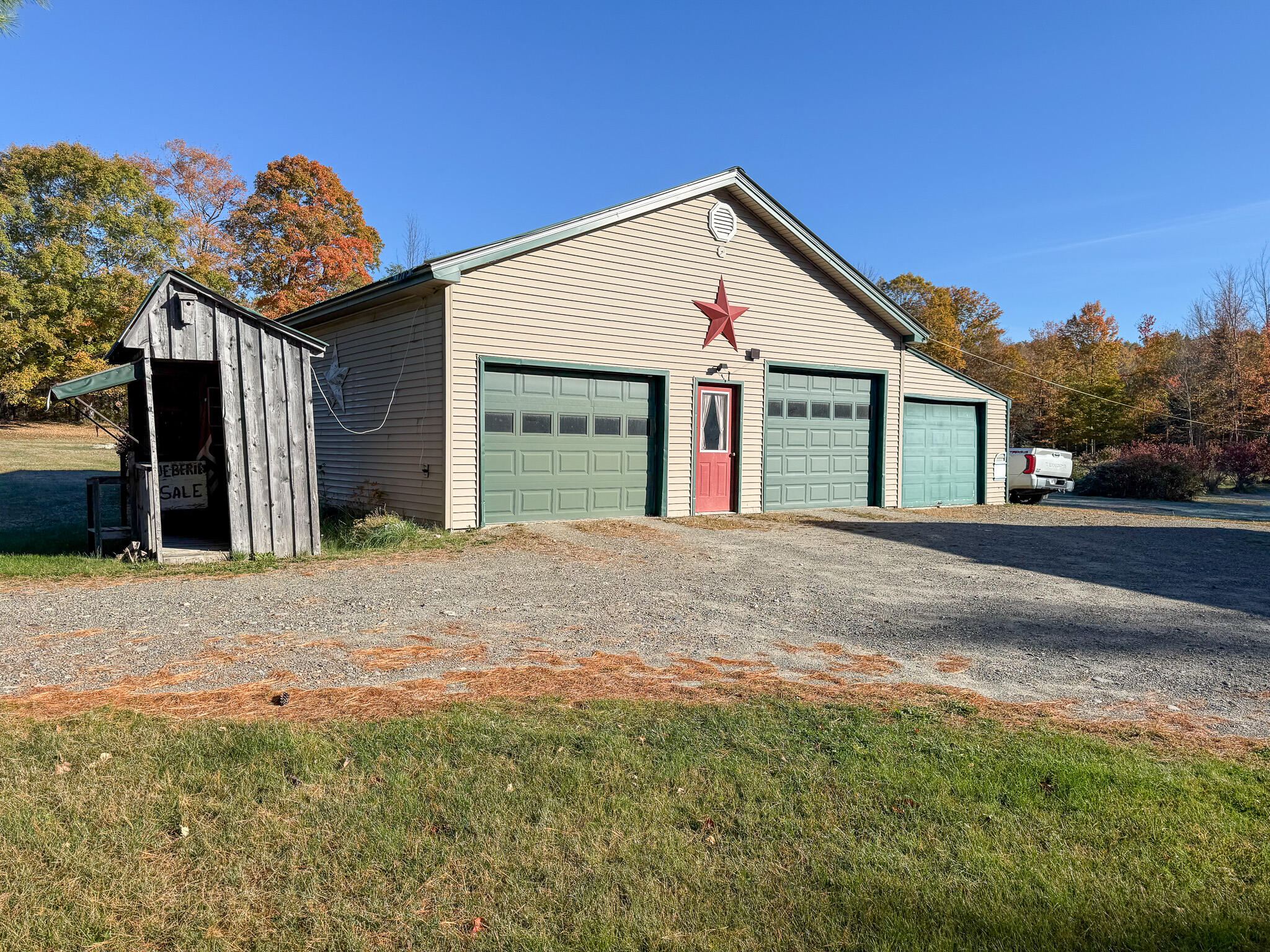 397 West Old Main Road Lowell, ME 04493 - Photo 3 of 33 3