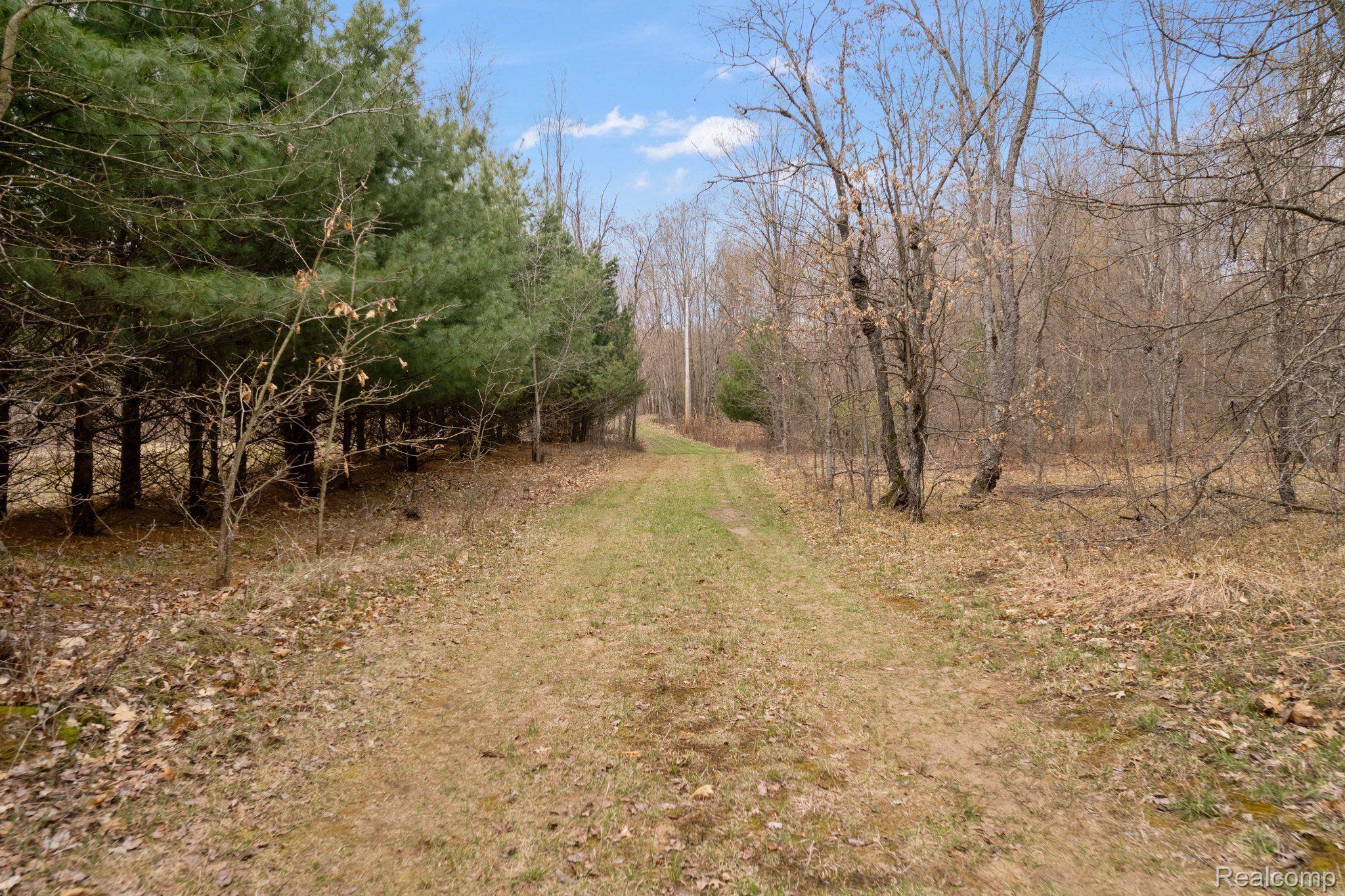 8491 East Long Lake Road Harrison, MI 48625 - Photo 34 of 71 Gallery Image 34