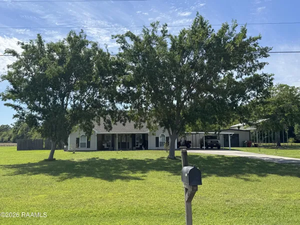 $345,000 | 261 Bulldog Lane, Iota, LA 70543
