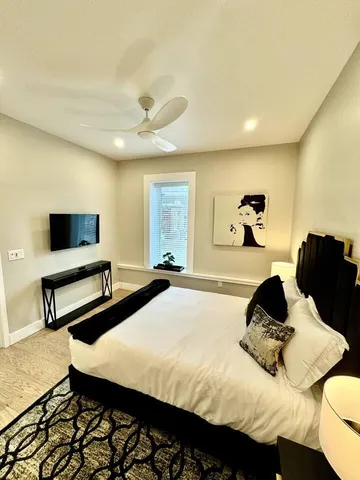 $395,000 | 707 Georgia Avenue, Unit 305, Chattanooga, TN 37402