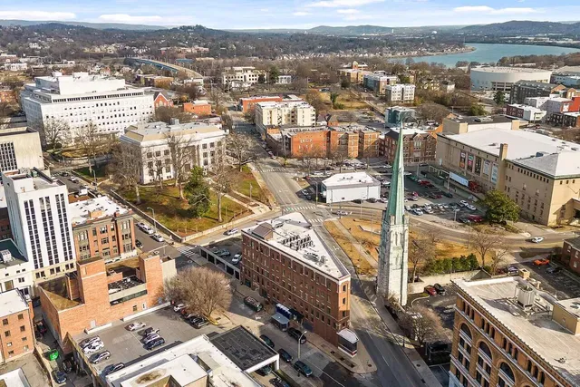 $395,000 | 707 Georgia Avenue, Unit 305, Chattanooga, TN 37402