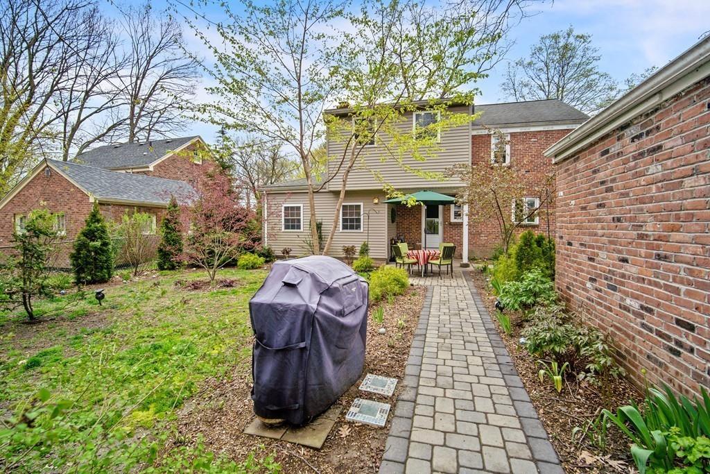 849 Dickinson Street Springfield, MA 01108 - Photo 28 of 29 Gallery Image 28