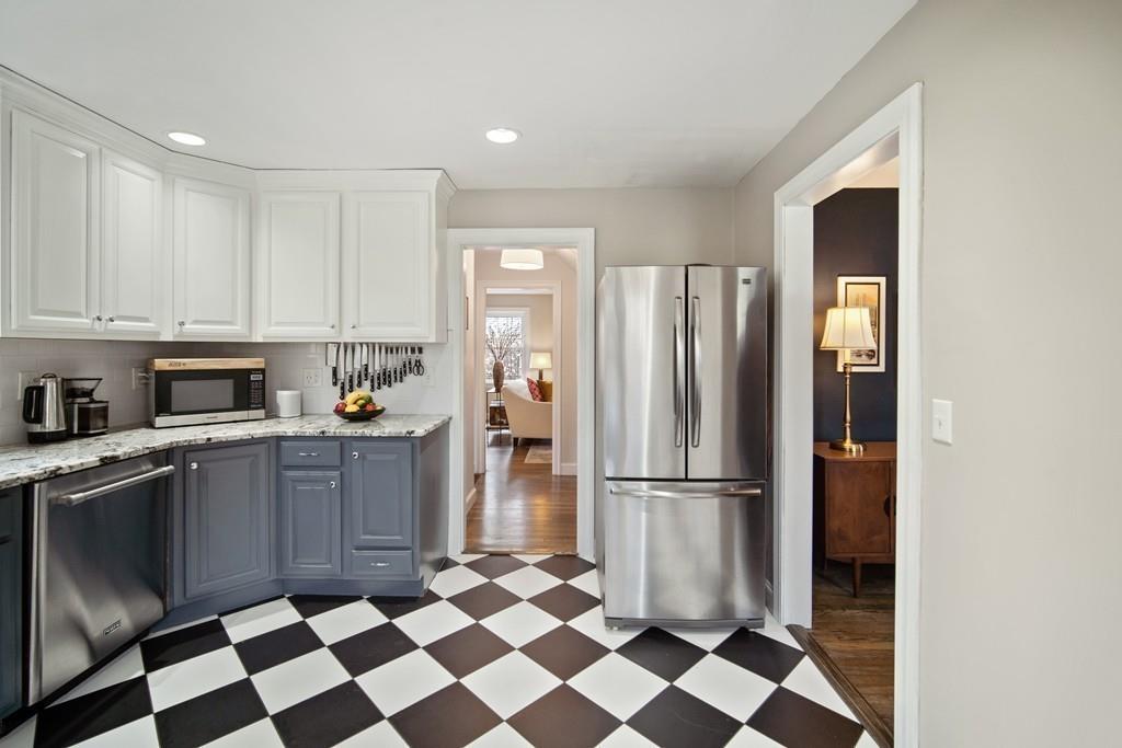 849 Dickinson Street Springfield, MA 01108 - Photo 8 of 29 Gallery Image 8