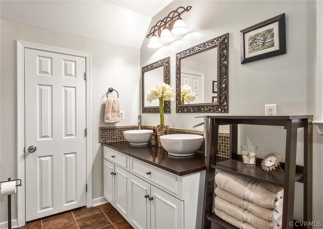 3901 Paces Ferry Road Chester, VA 23831 - Photo 27 of 33 Gallery Image 27