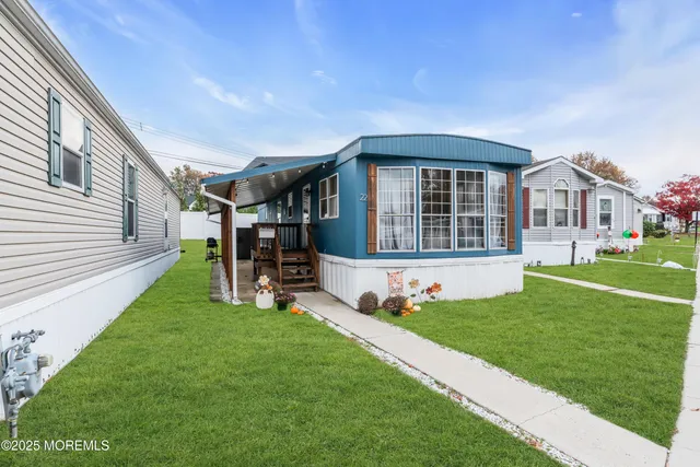 $149,000 | 22 Shorehaven Park, Hazlet, NJ 07730
