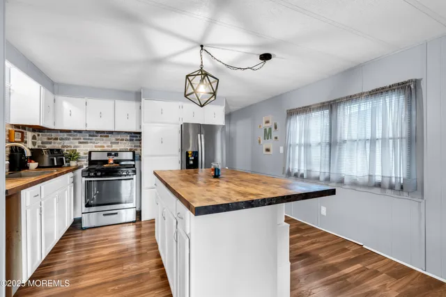 $149,000 | 22 Shorehaven Park, Hazlet, NJ 07730