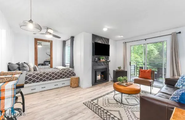 $164,900 | 1260 Ski View Drive, Unit 2205, Gatlinburg, TN 37738