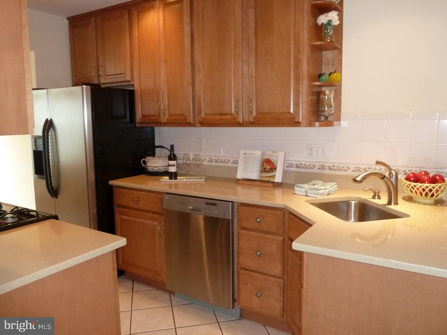 3003 Sterling Road, Unit 109 Yardley, PA 19067 - Photo 7 of 23 Kitchen