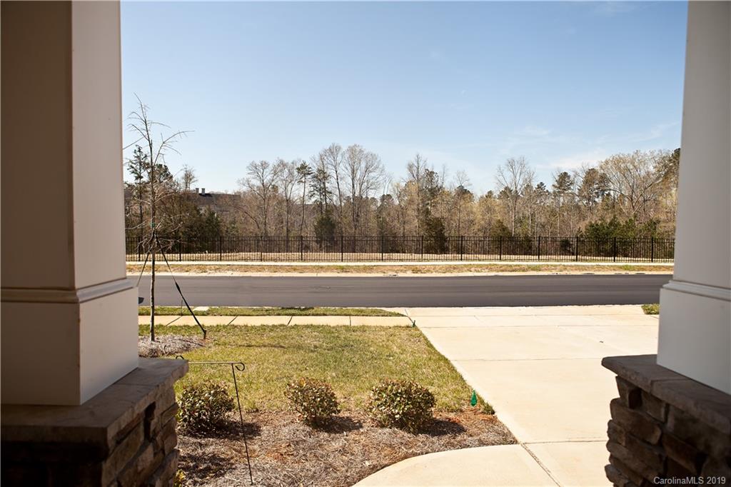 9318 Inverness Bay Road Charlotte, NC 28278 - Photo 2 of 26 Gallery Image 2