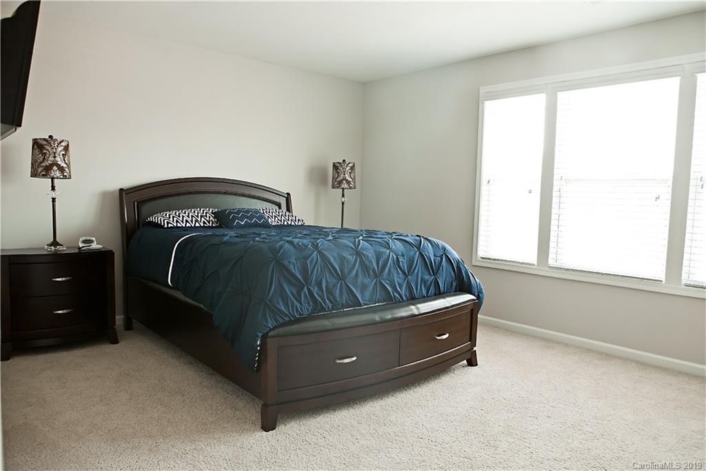 9318 Inverness Bay Road Charlotte, NC 28278 - Photo 18 of 26 Gallery Image 18