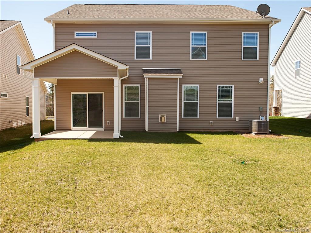 9318 Inverness Bay Road Charlotte, NC 28278 - Photo 3 of 26 Gallery Image 3