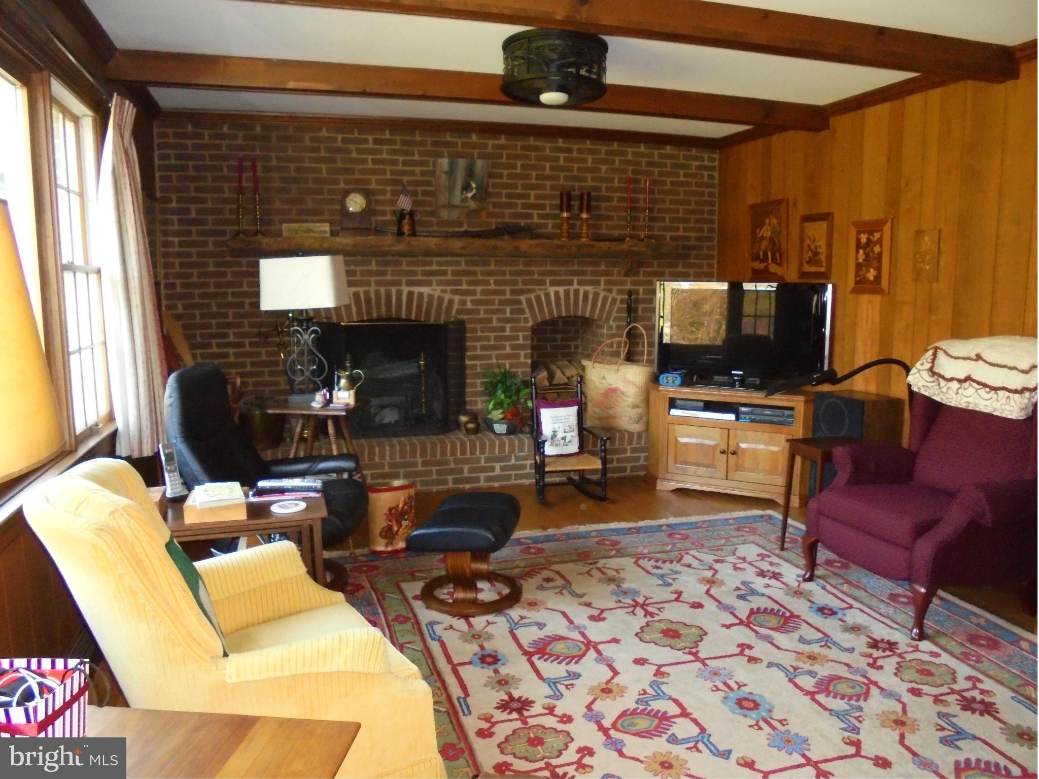 10347 Walker Road Culpeper, VA 22701 - Photo 4 of 23 Family Room
